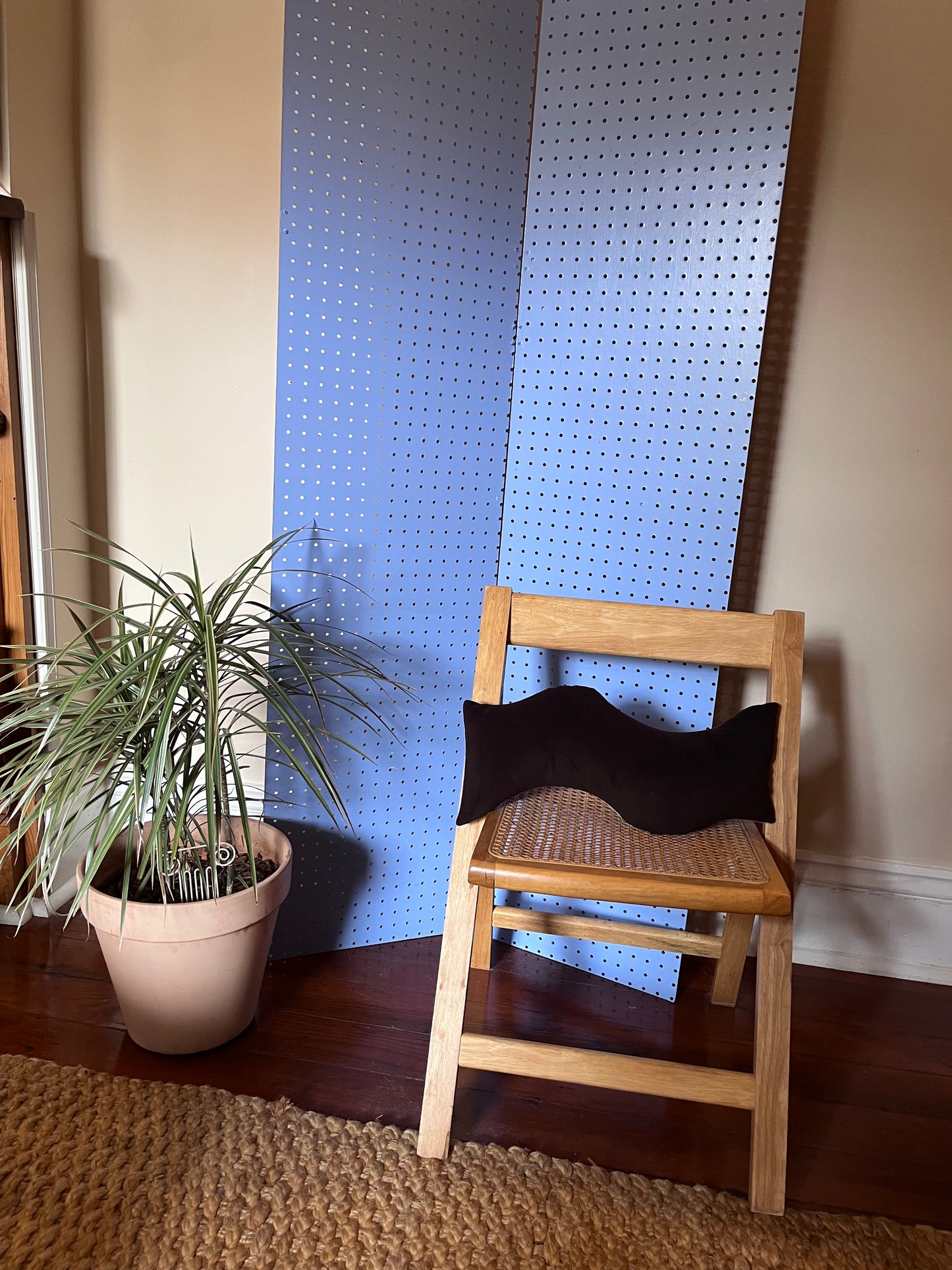 Wavy Pillow - Two-Tone